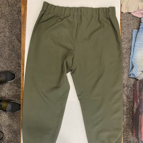 Prologue Green Joggers - Picture 5 of 8
